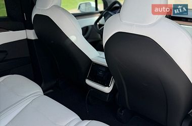 Позашляховик / Кросовер Tesla Model X 2024 в Золотоноші