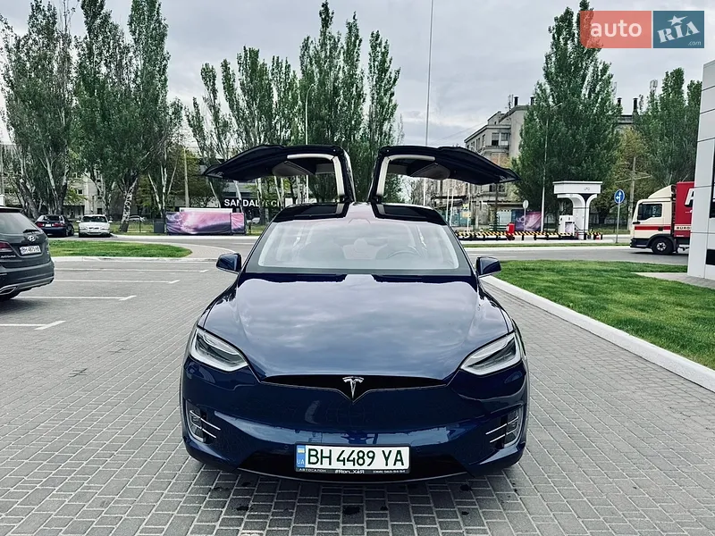 Tesla Model X 2017