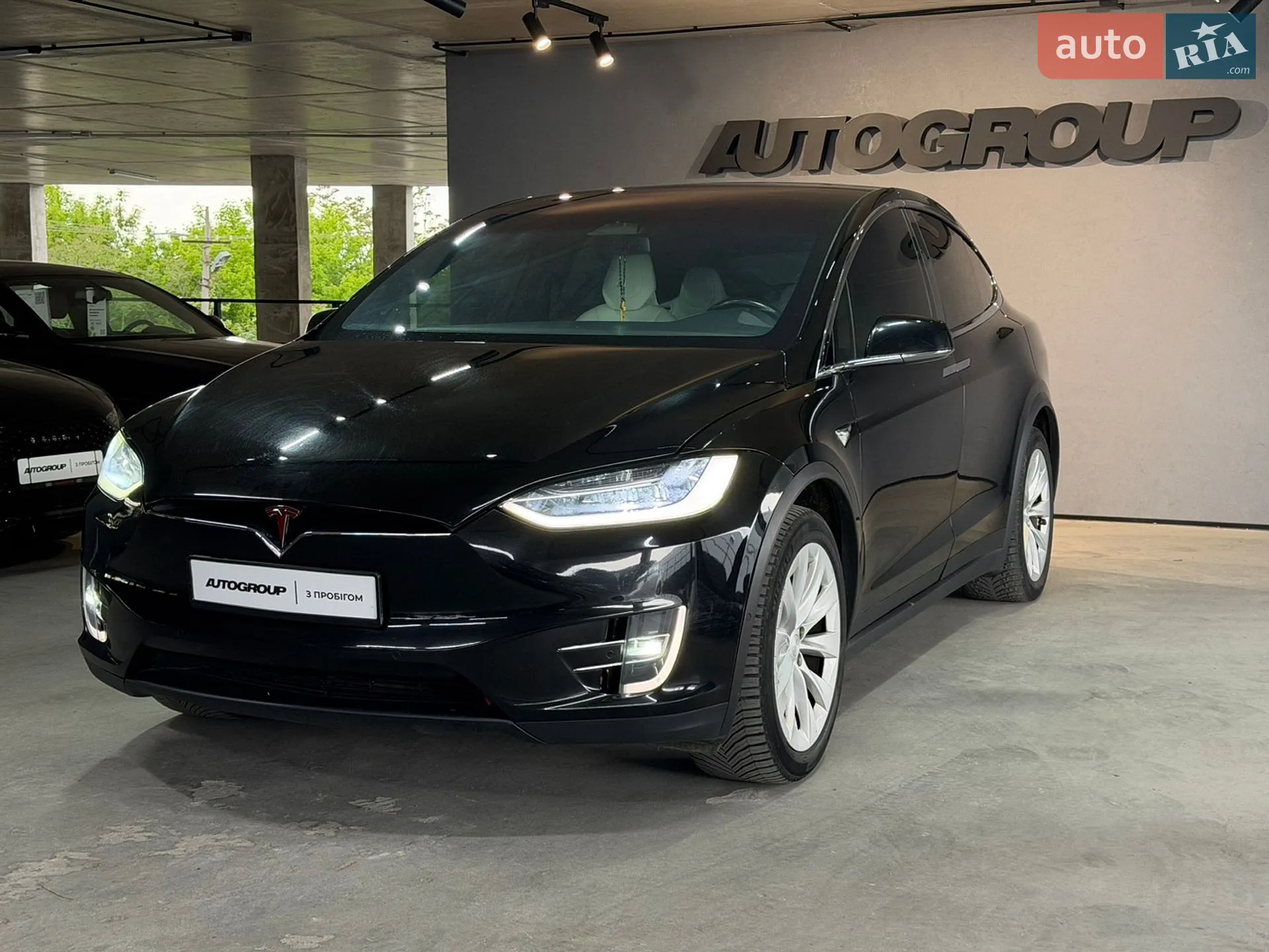 2017 Tesla Model X - мініатюра 4