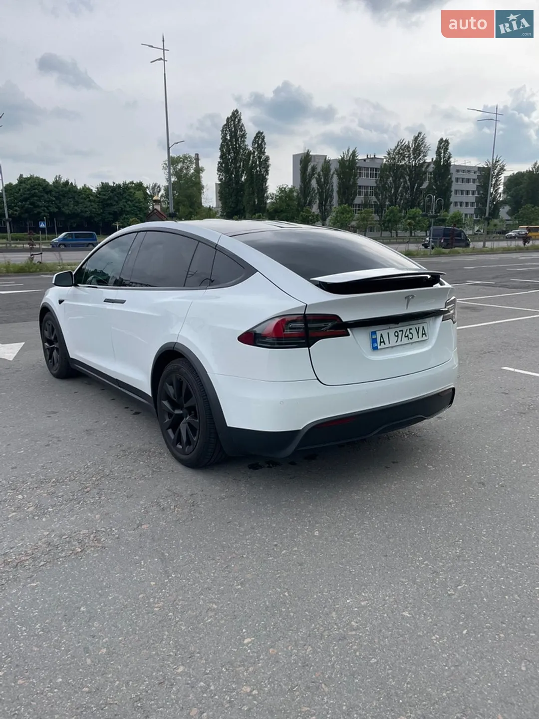 2021 Tesla Model X - мініатюра 11