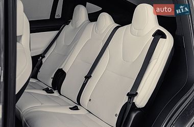 Позашляховик / Кросовер Tesla Model X 2018 в Києві