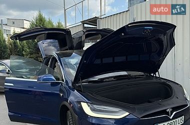 Внедорожник / Кроссовер Tesla Model X 2020 в Киеве