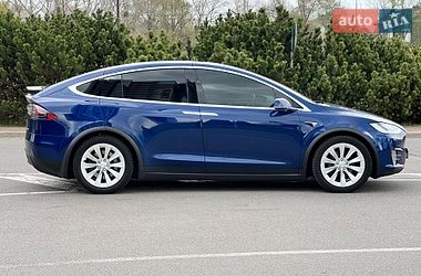 Позашляховик / Кросовер Tesla Model X 2018 в Києві