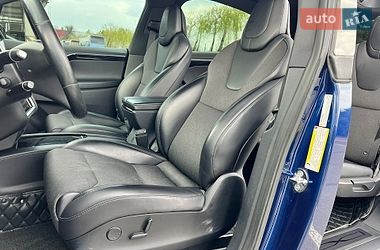 Позашляховик / Кросовер Tesla Model X 2018 в Києві
