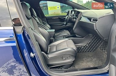 Позашляховик / Кросовер Tesla Model X 2018 в Києві