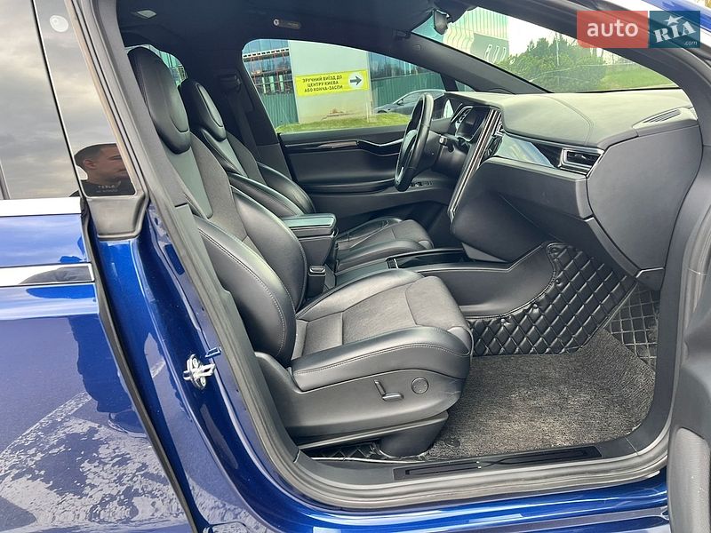 Позашляховик / Кросовер Tesla Model X 2018 в Києві