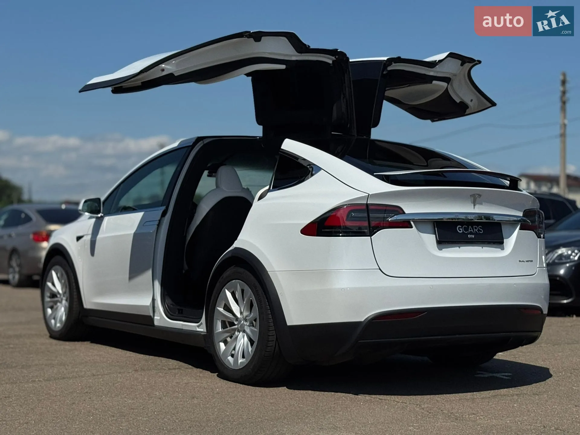 2020 Tesla Model X - мініатюра 9