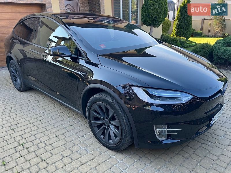 Внедорожник / Кроссовер Tesla Model X 2017 в Львове