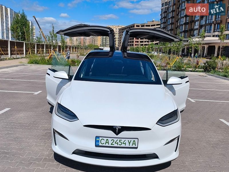 Внедорожник / Кроссовер Tesla Model X 2023 в Киеве