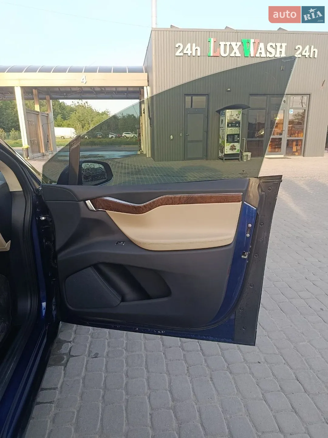 2017 Tesla Model X - мініатюра 17