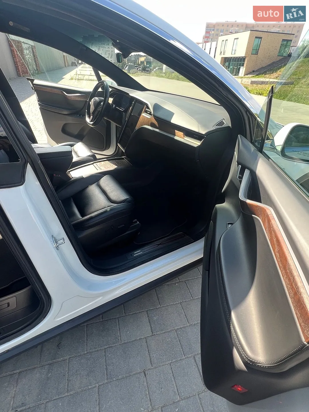 2020 Tesla Model X - мініатюра 25