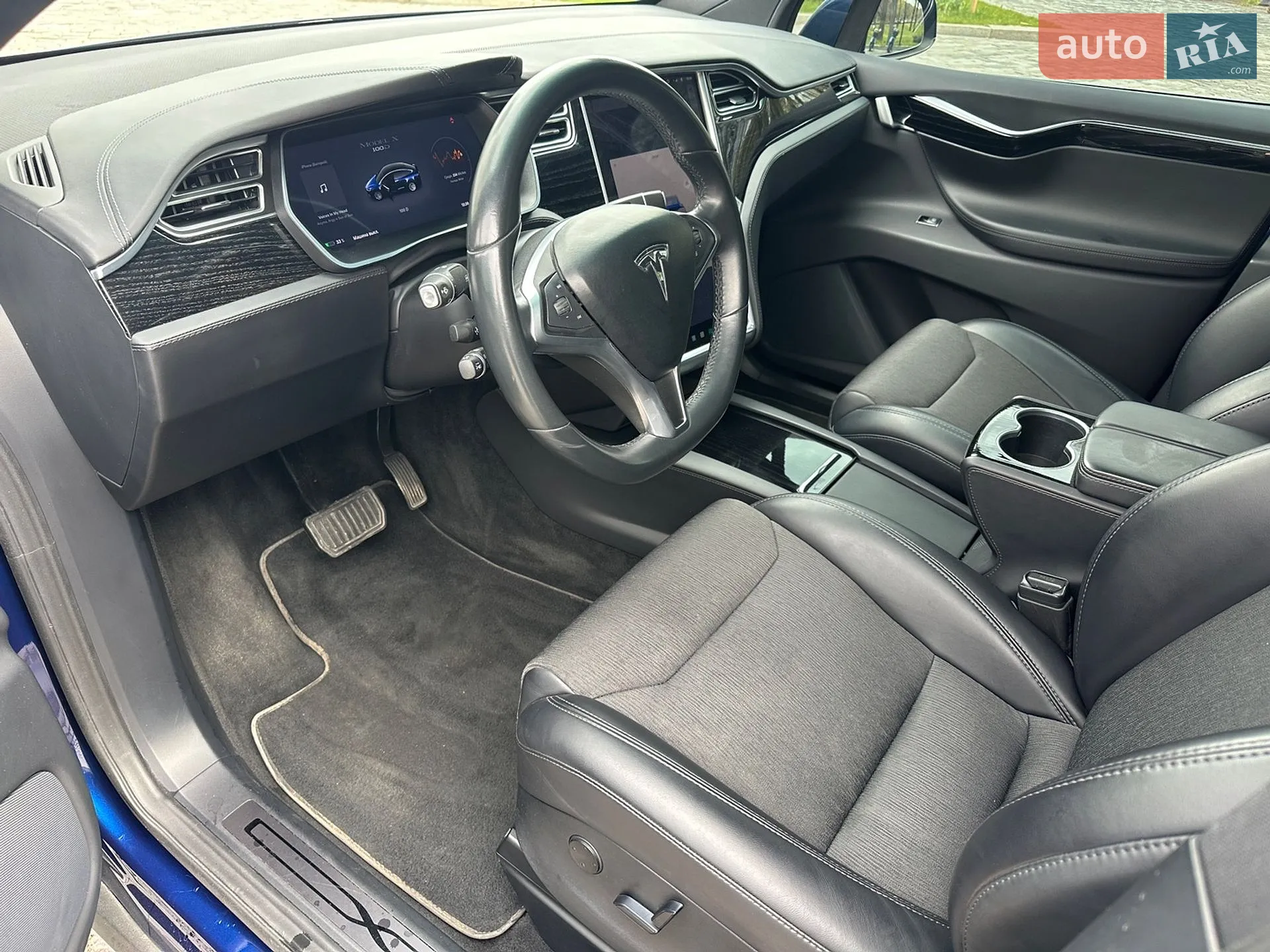 2017 Tesla Model X - мініатюра 28