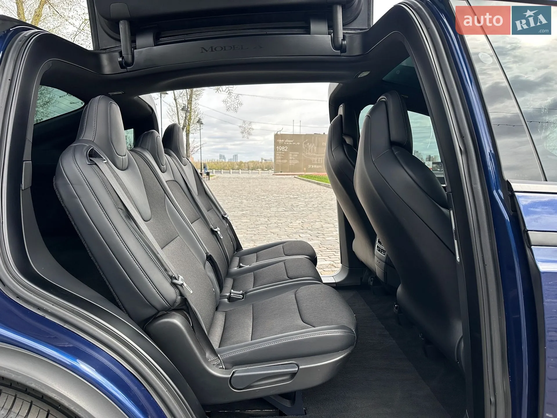 2017 Tesla Model X - мініатюра 39