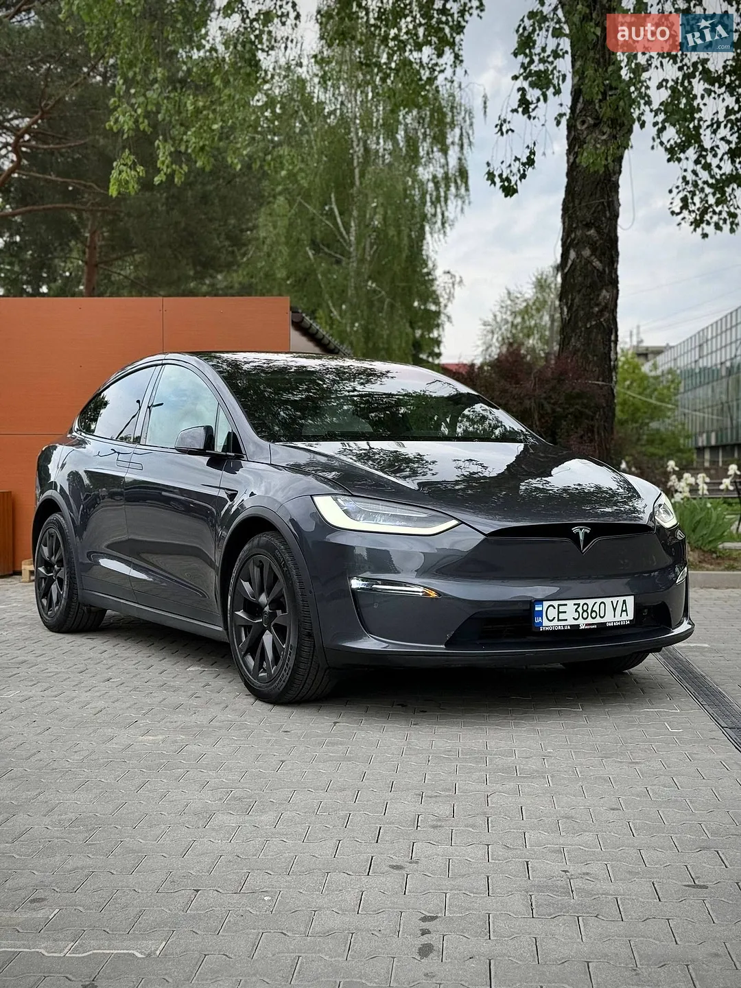 2022 Tesla Model X - фото 1