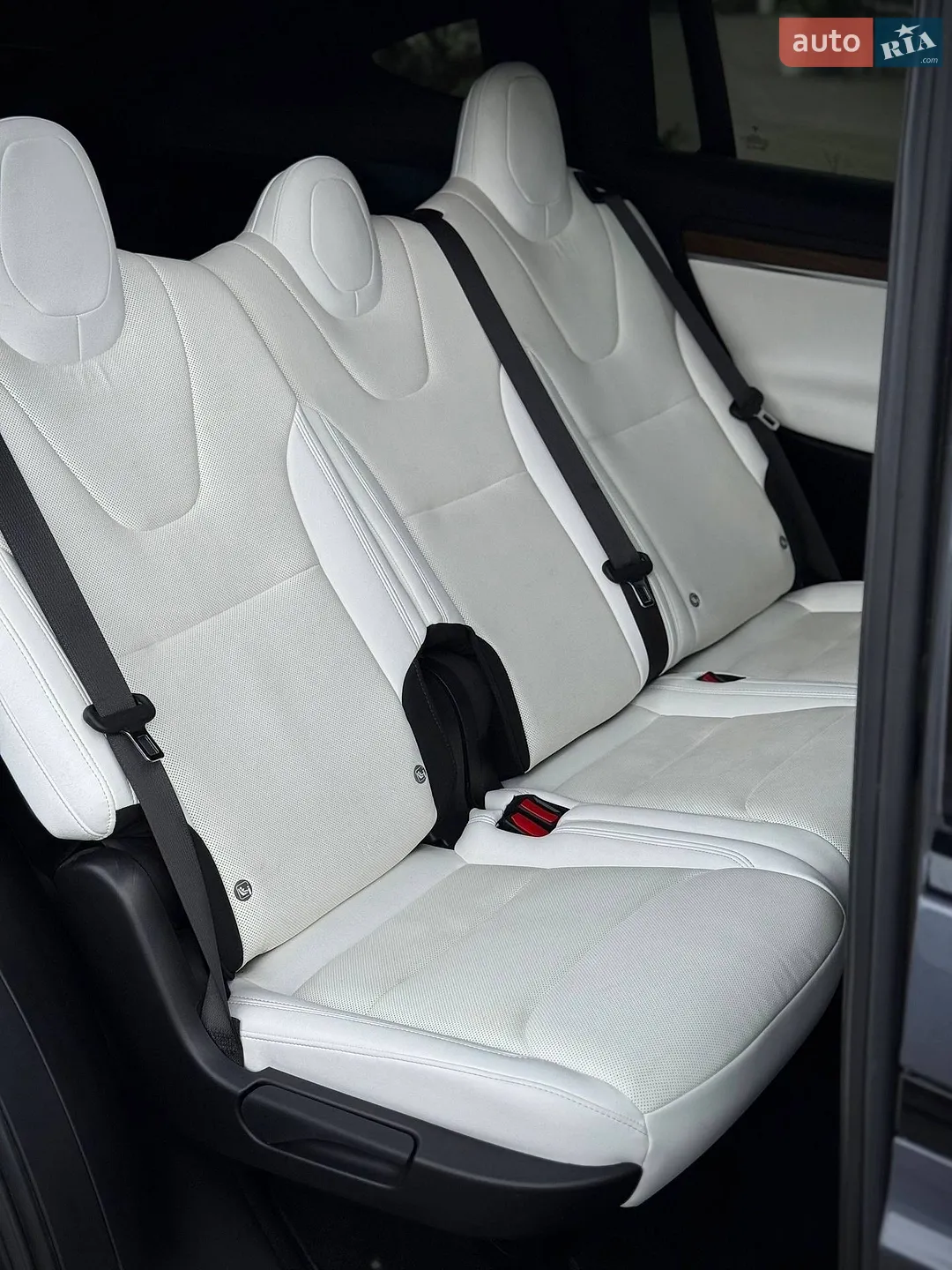 2022 Tesla Model X - мініатюра 12