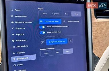Позашляховик / Кросовер Tesla Model X 2018 в Львові