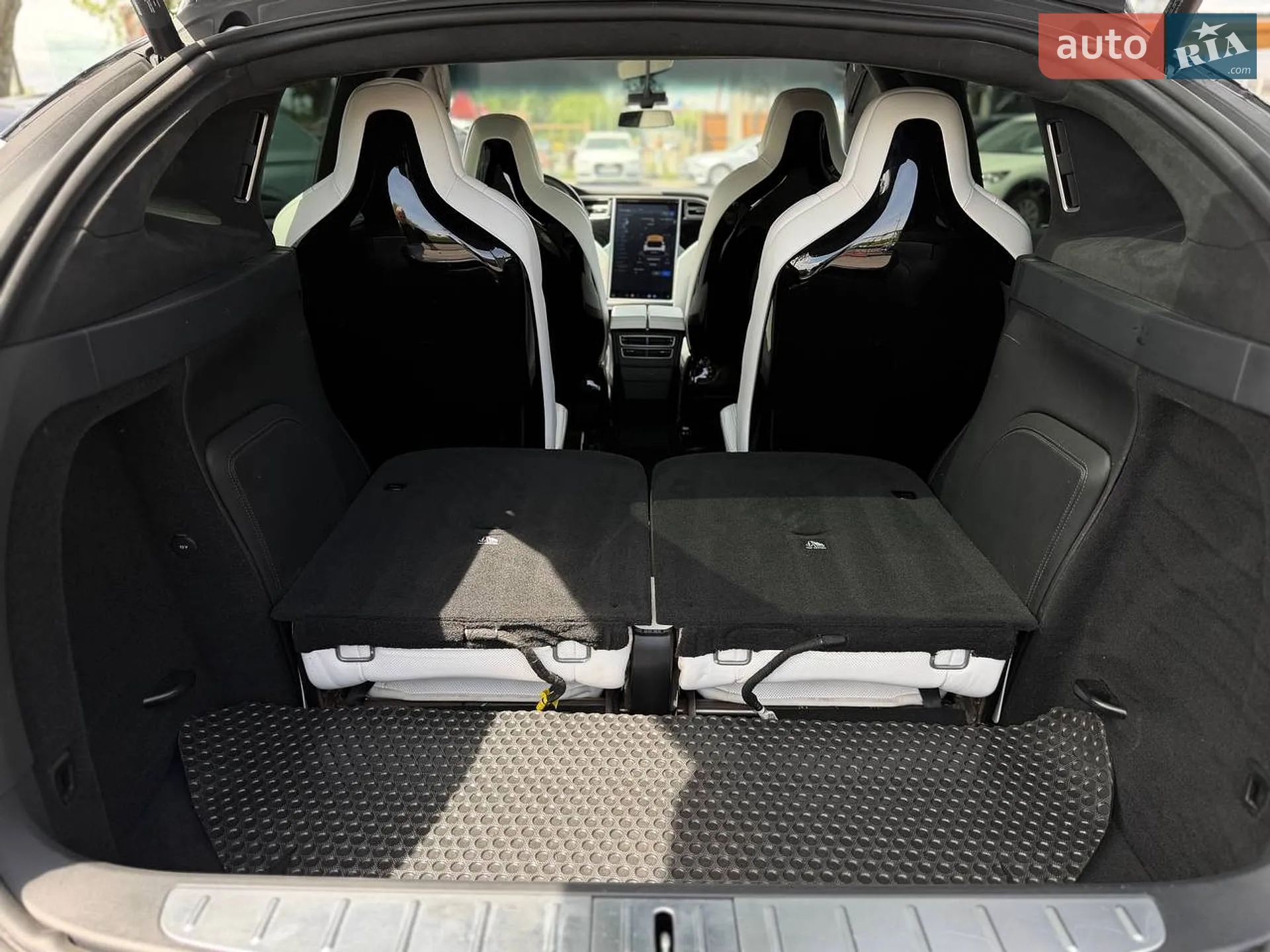 2016 Tesla Model X - мініатюра 31