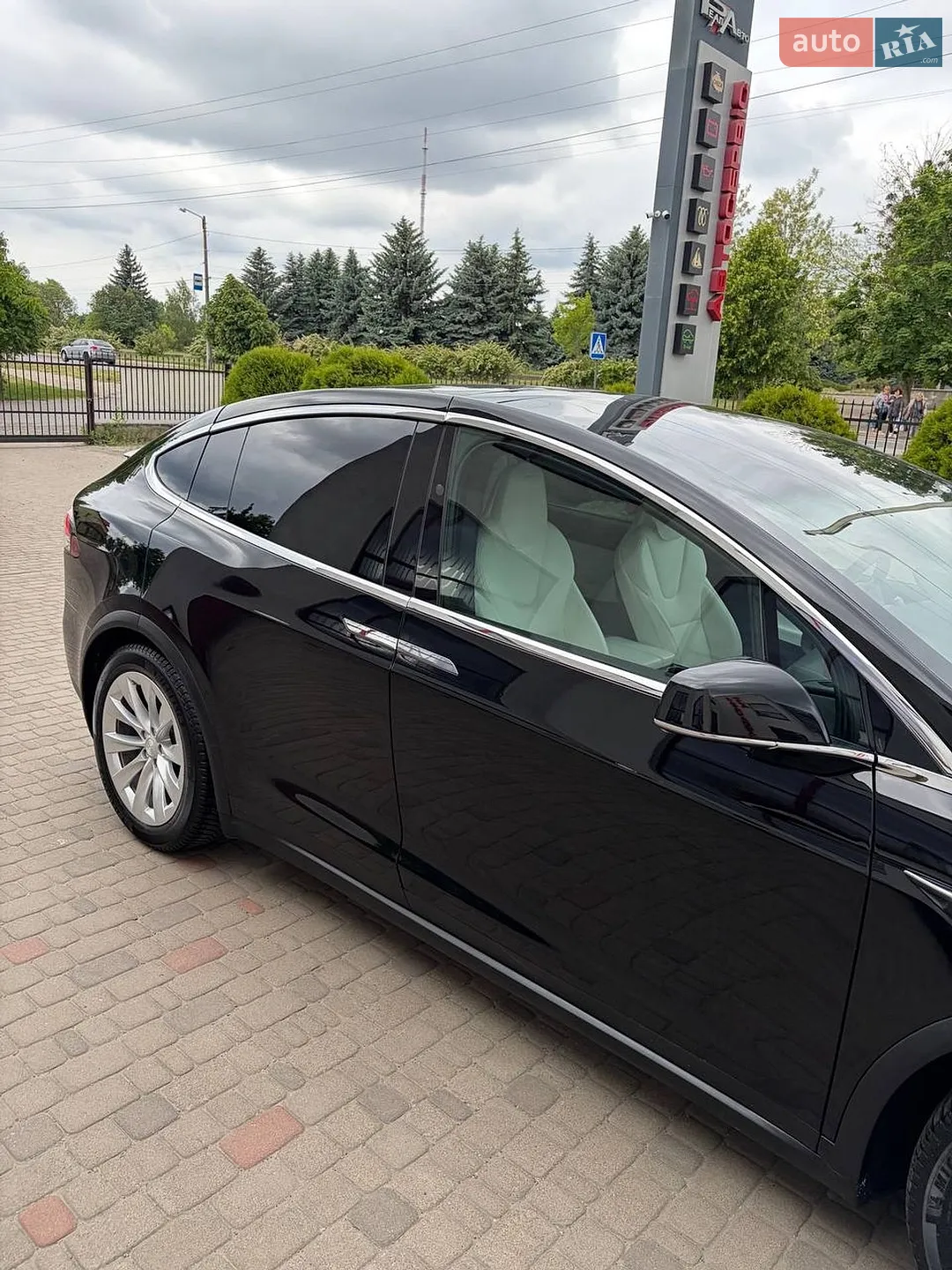2019 Tesla Model X - мініатюра 13