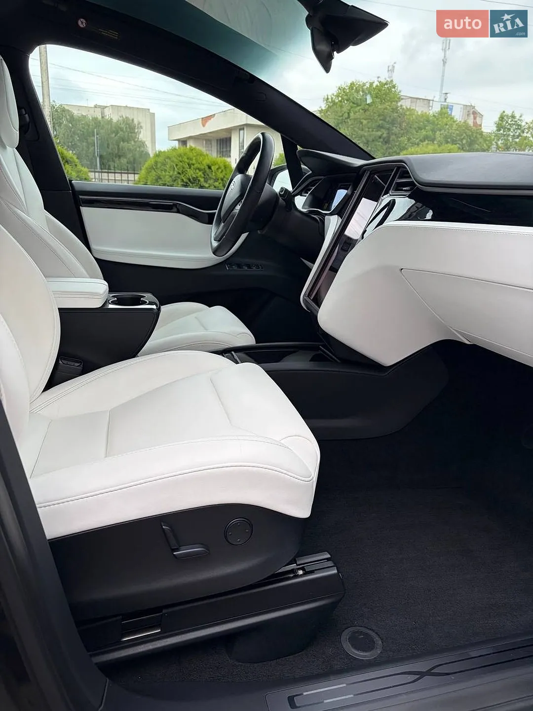 2019 Tesla Model X - мініатюра 32