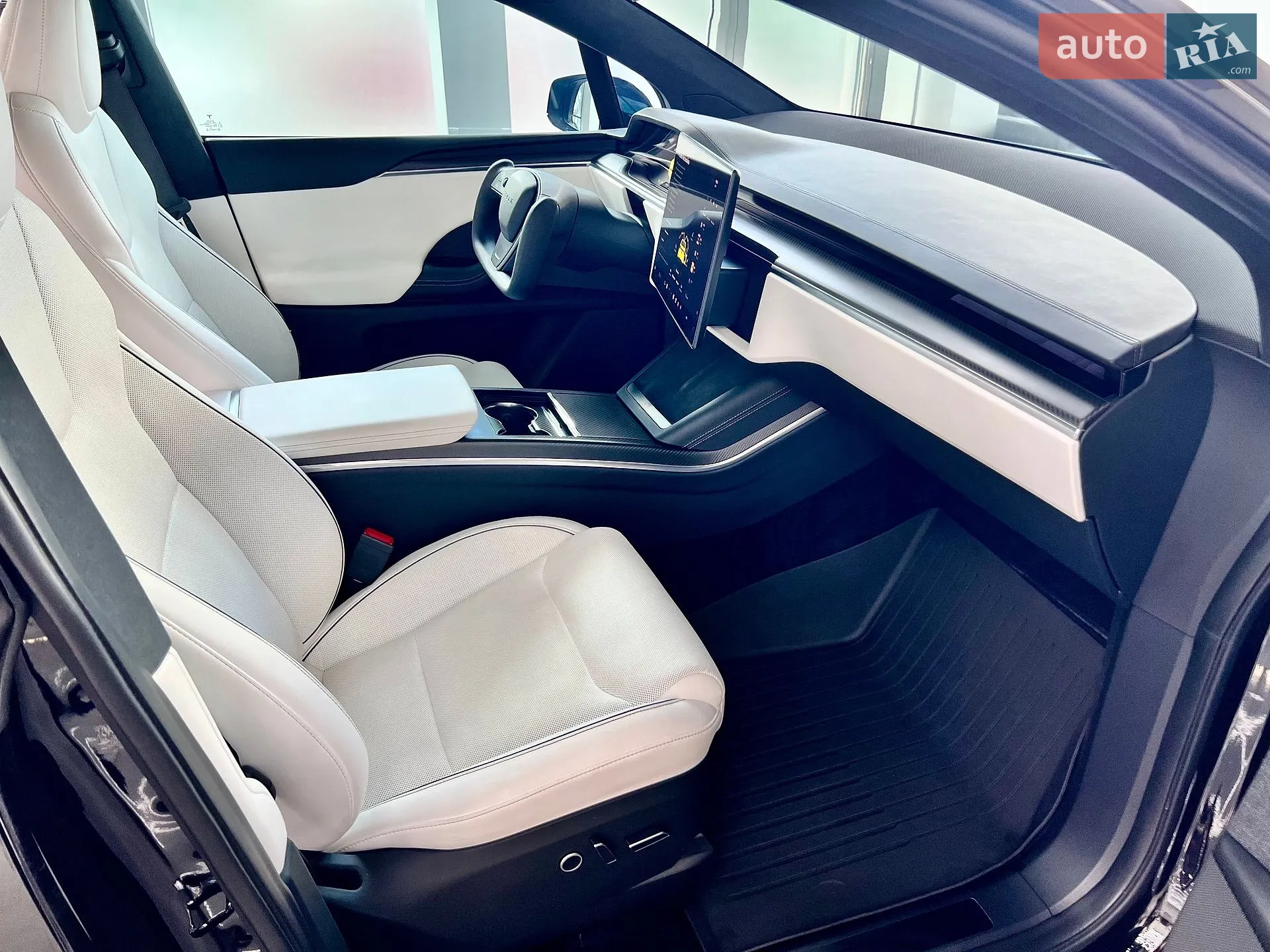 2022 Tesla Model X - мініатюра 26