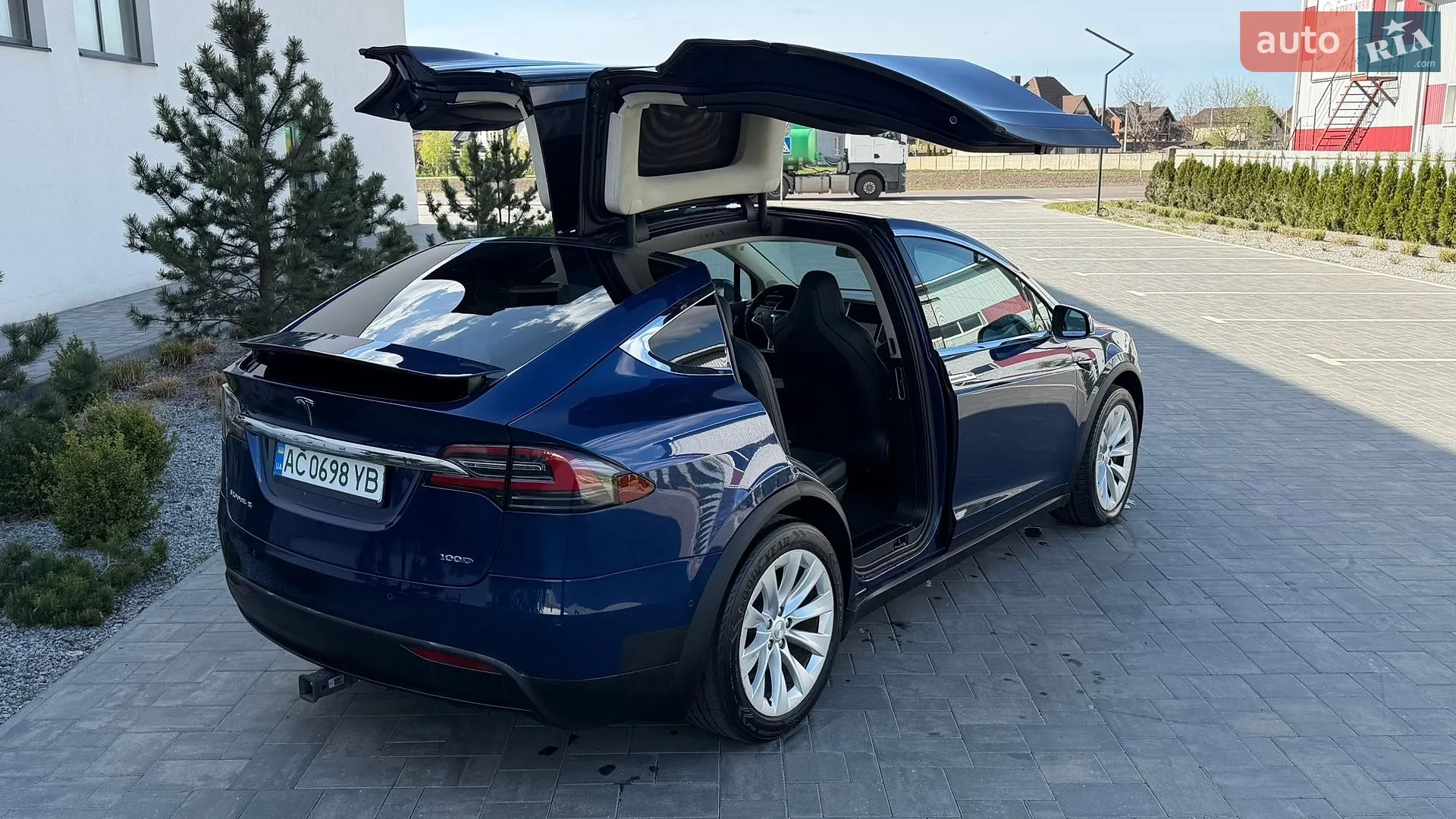 2017 Tesla Model X - мініатюра 24