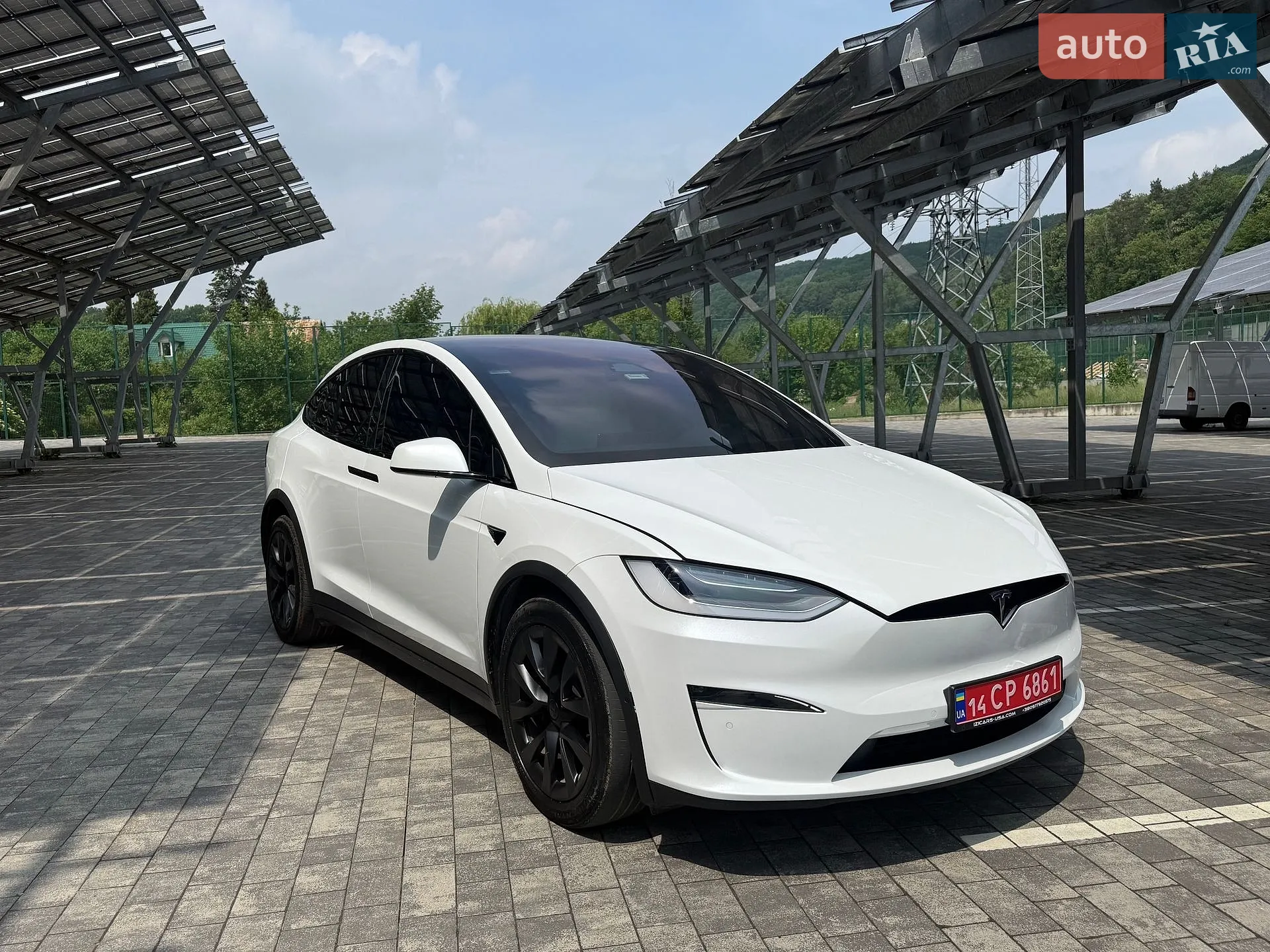 2022 Tesla Model X - фото 1