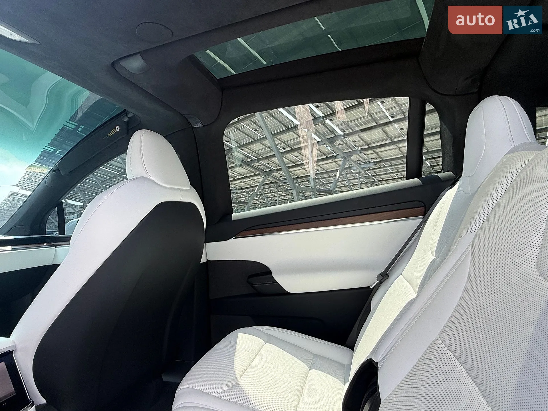 2022 Tesla Model X - мініатюра 28