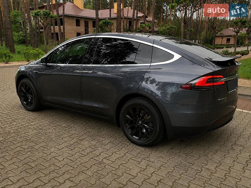 Позашляховик / Кросовер Tesla Model X 2018 в Києві фото 3 Позашляховик / Кросовер Tesla Model X 2018 в Києві