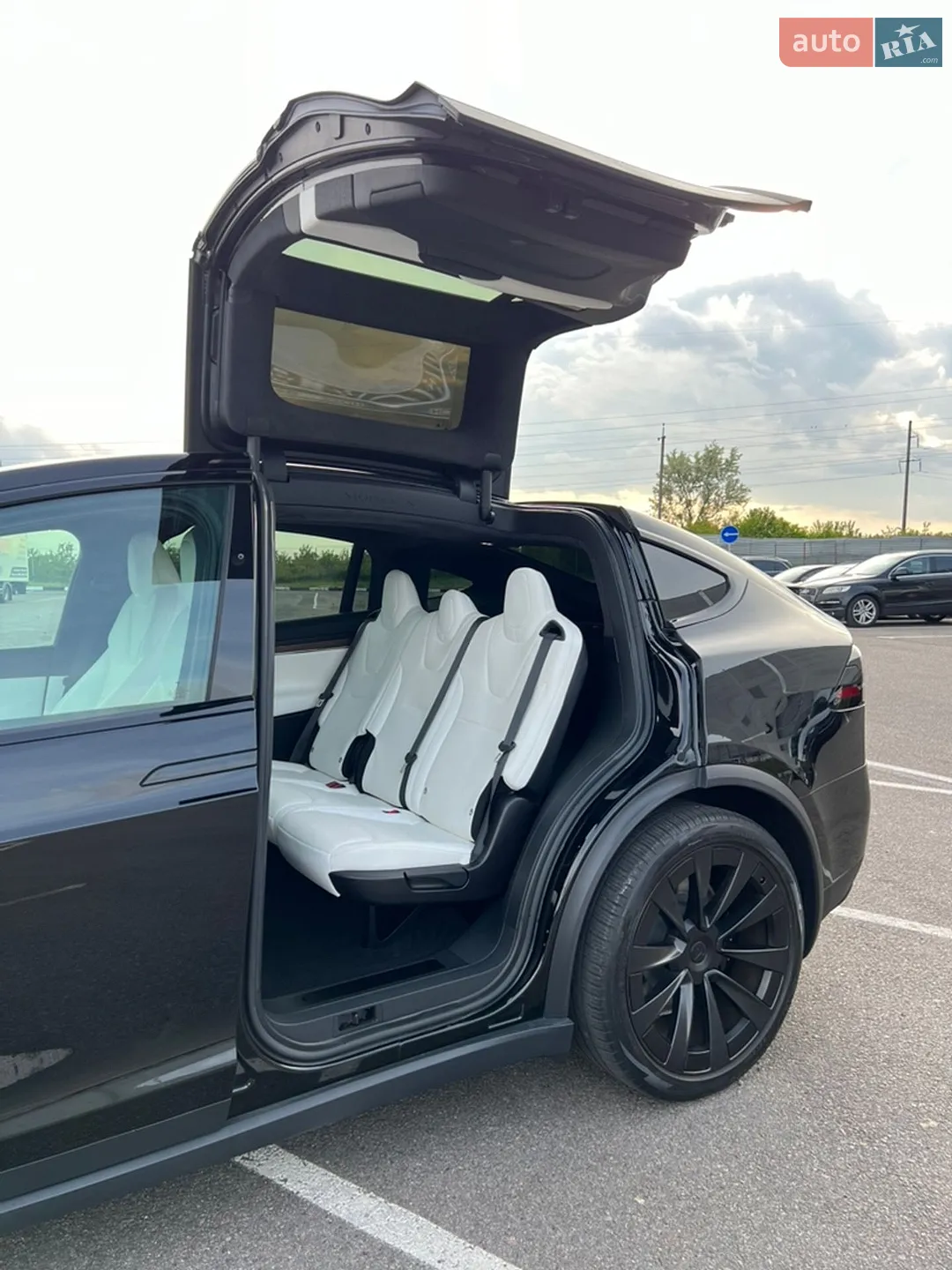2022 Tesla Model X - мініатюра 33