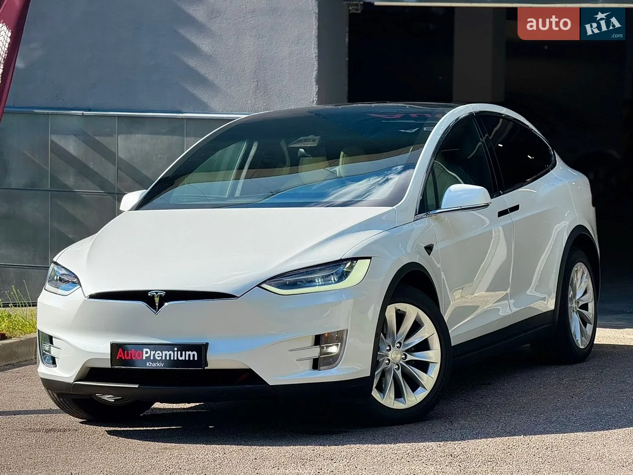 2020 Tesla Model X - мініатюра 29