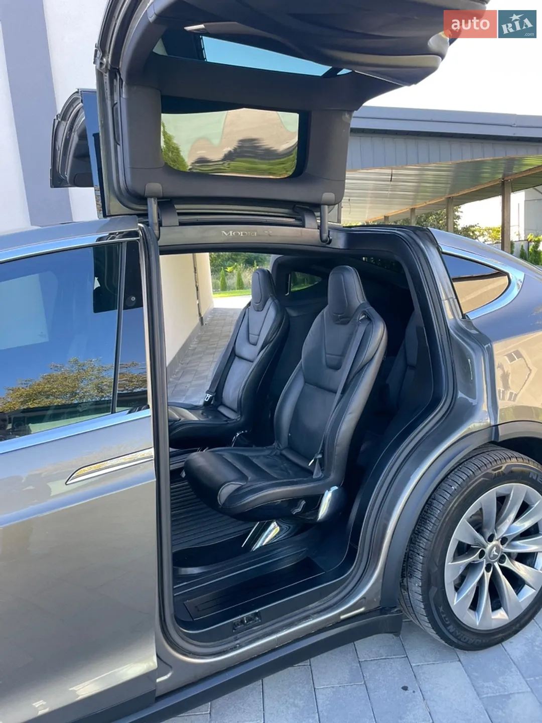 2016 Tesla Model X - мініатюра 9