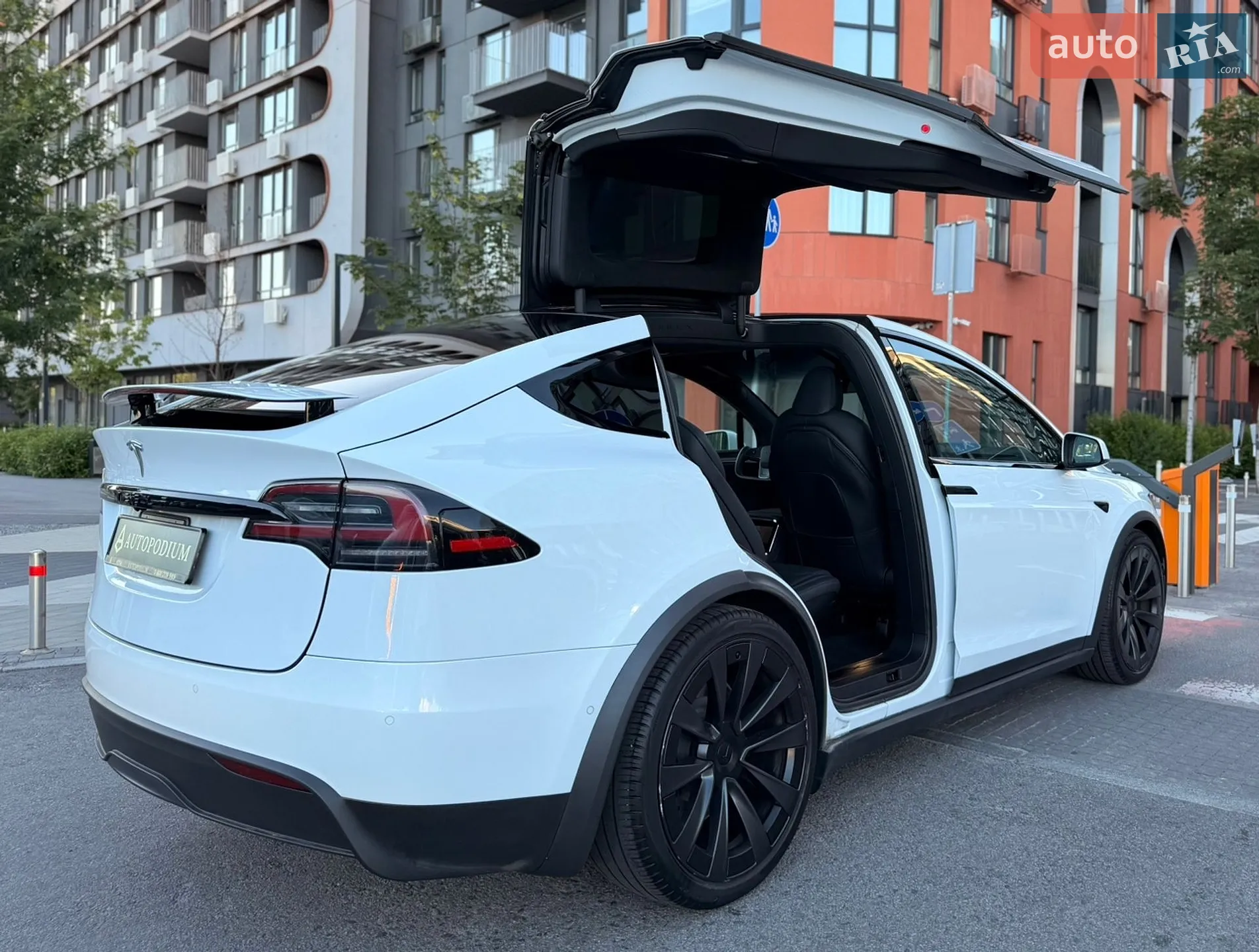 2022 Tesla Model X - мініатюра 13