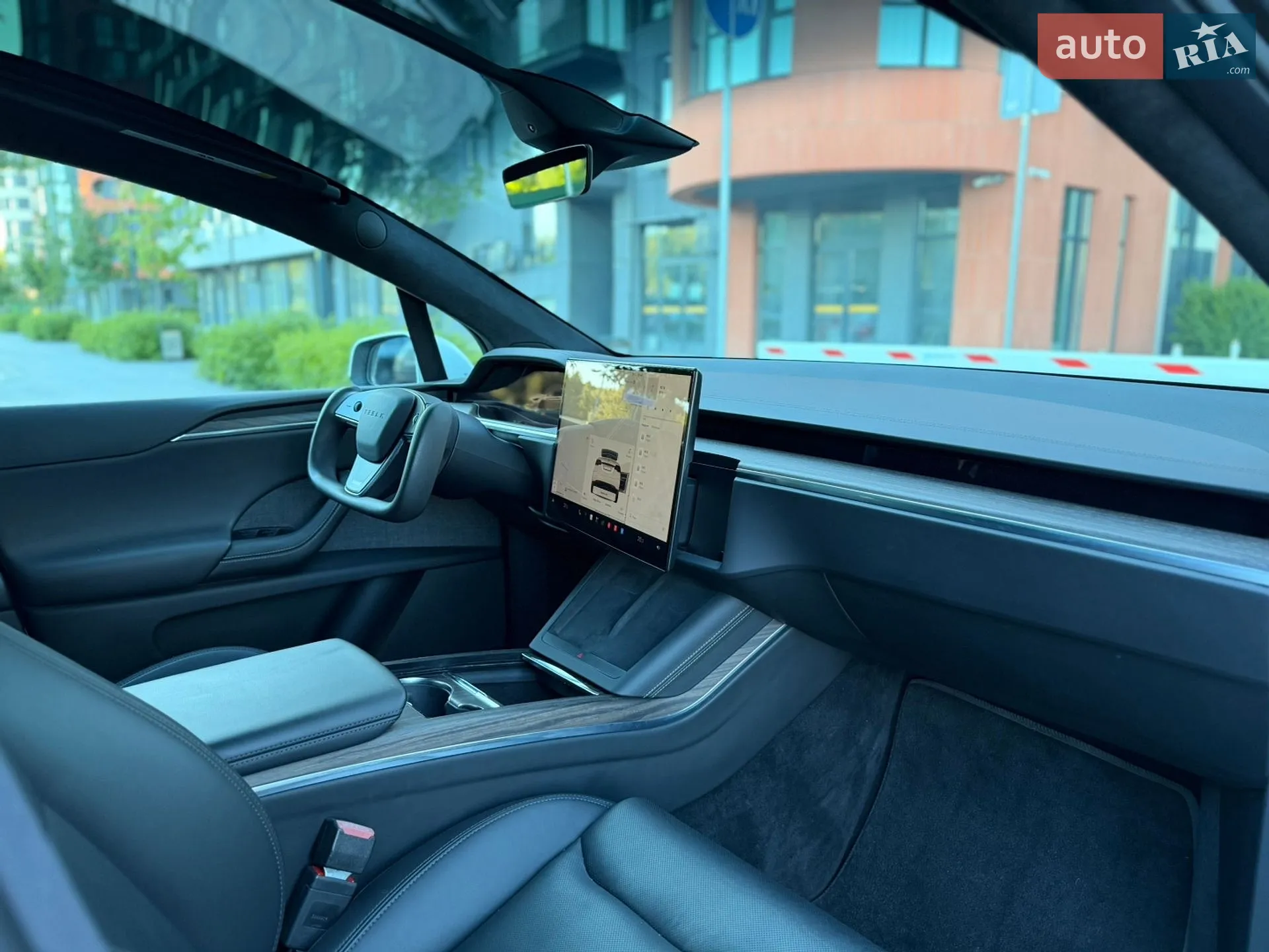 2022 Tesla Model X - мініатюра 16