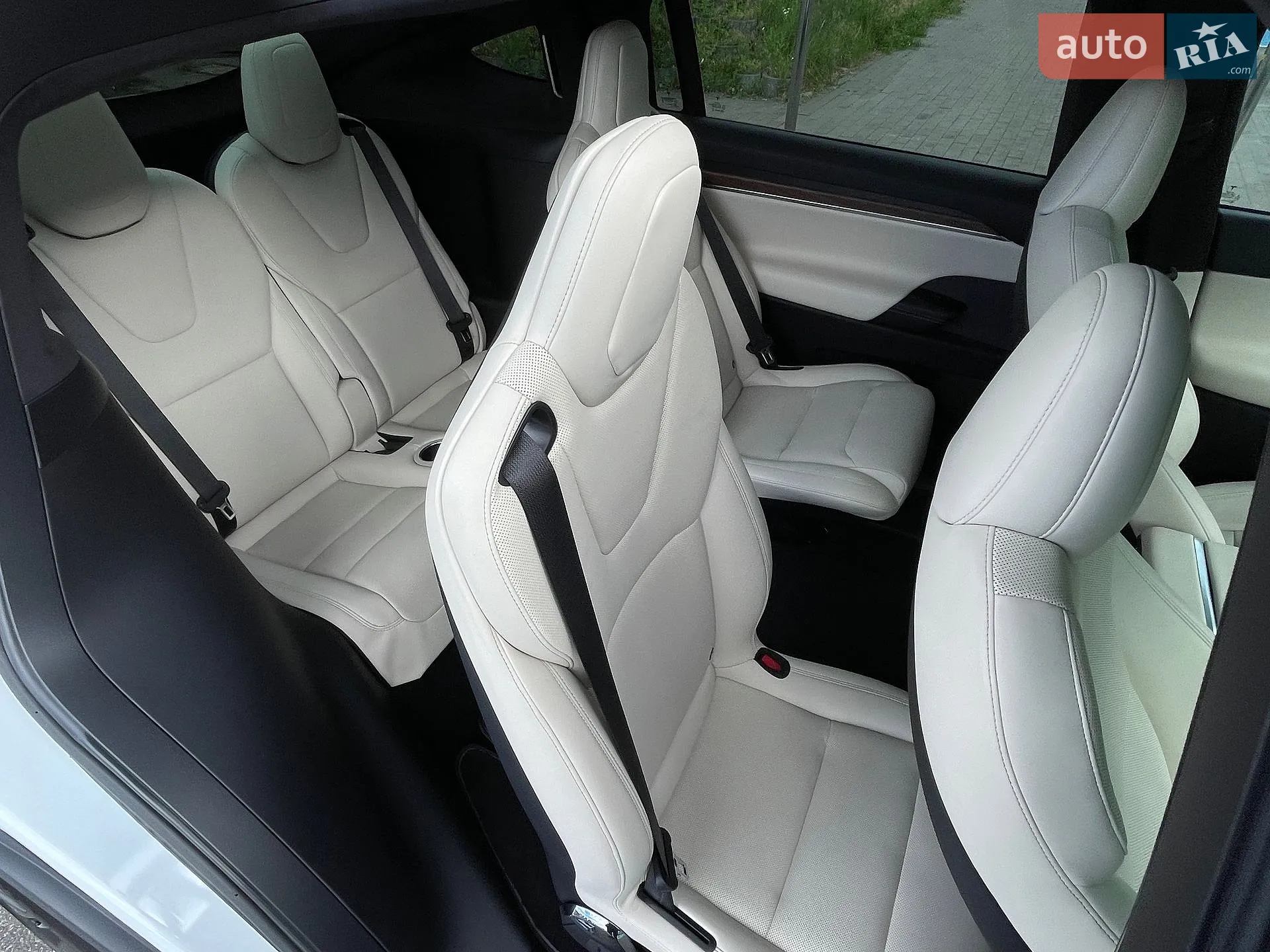 2022 Tesla Model X - мініатюра 26