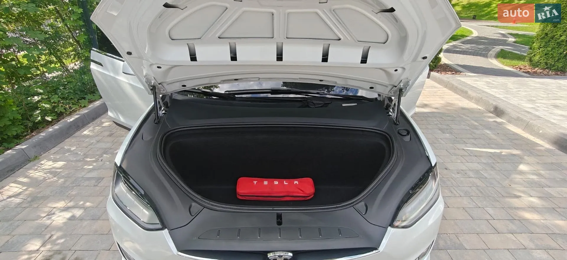 2020 Tesla Model X - мініатюра 13