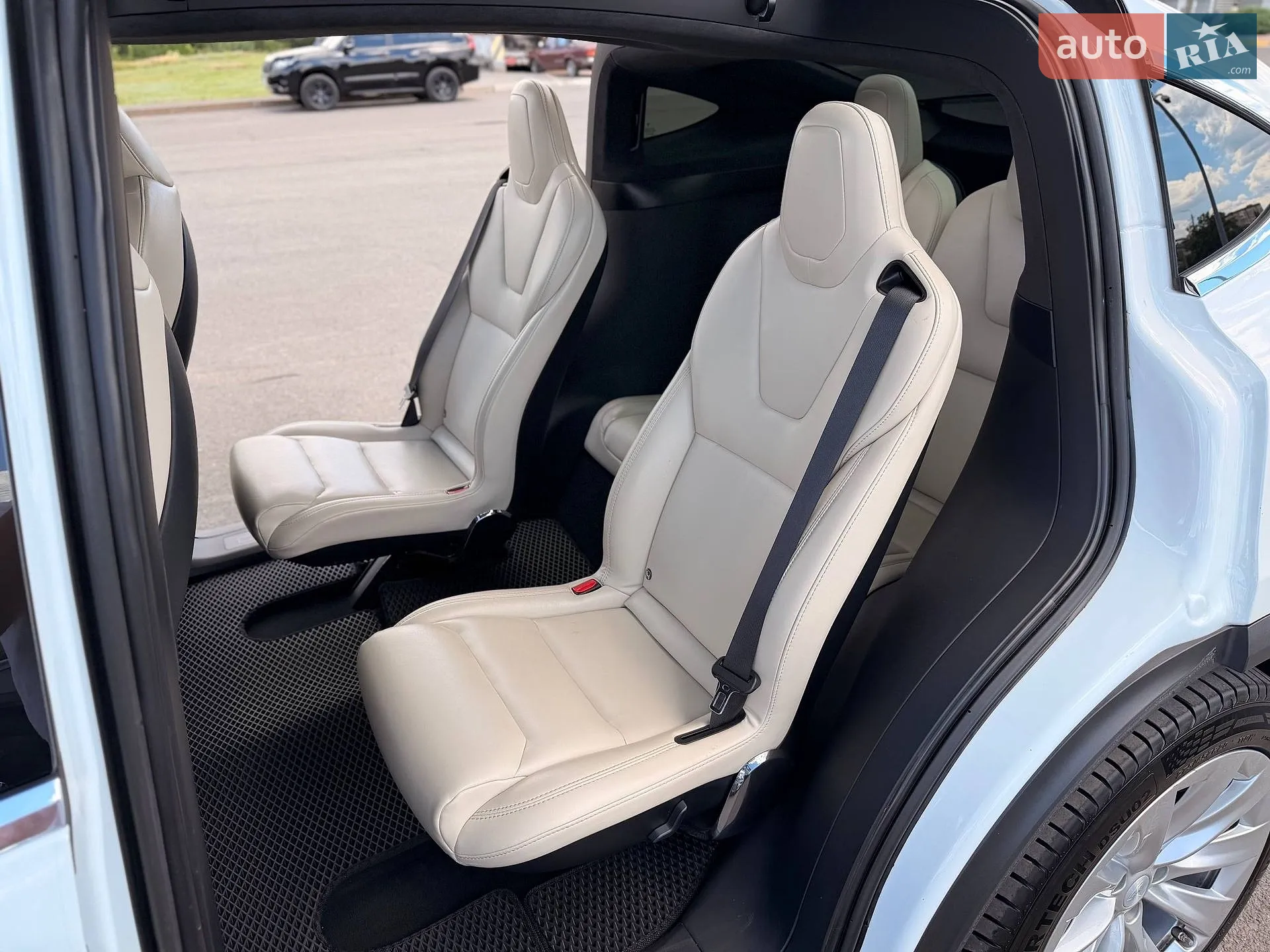 2020 Tesla Model X - мініатюра 67