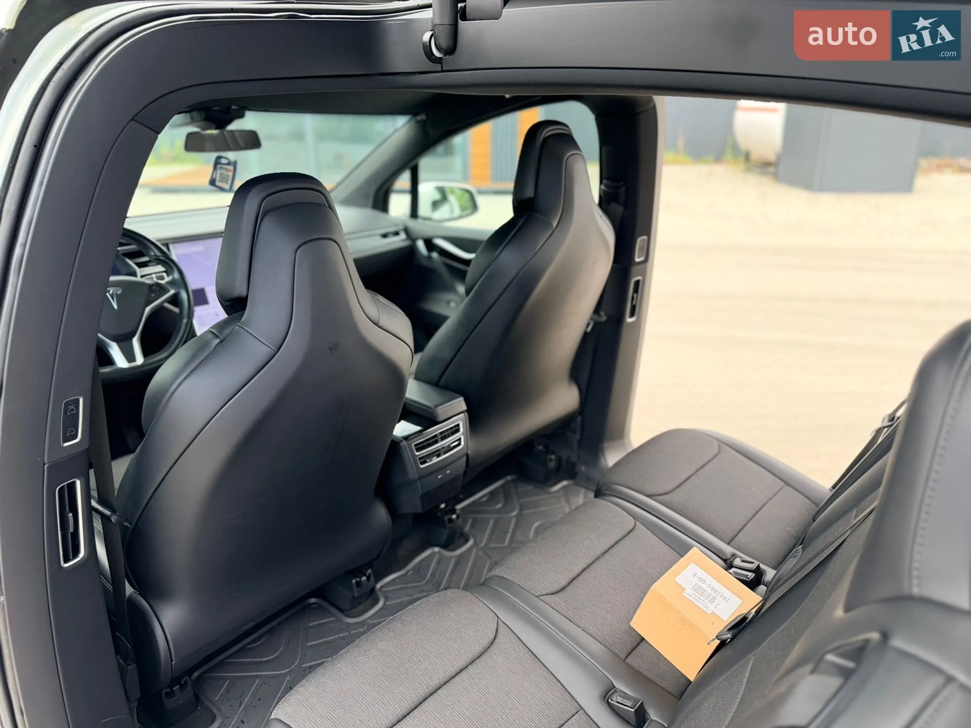Tesla Model X 2017 VIN 5YJXCAE22HF068612 фото оголошення 20 з 22