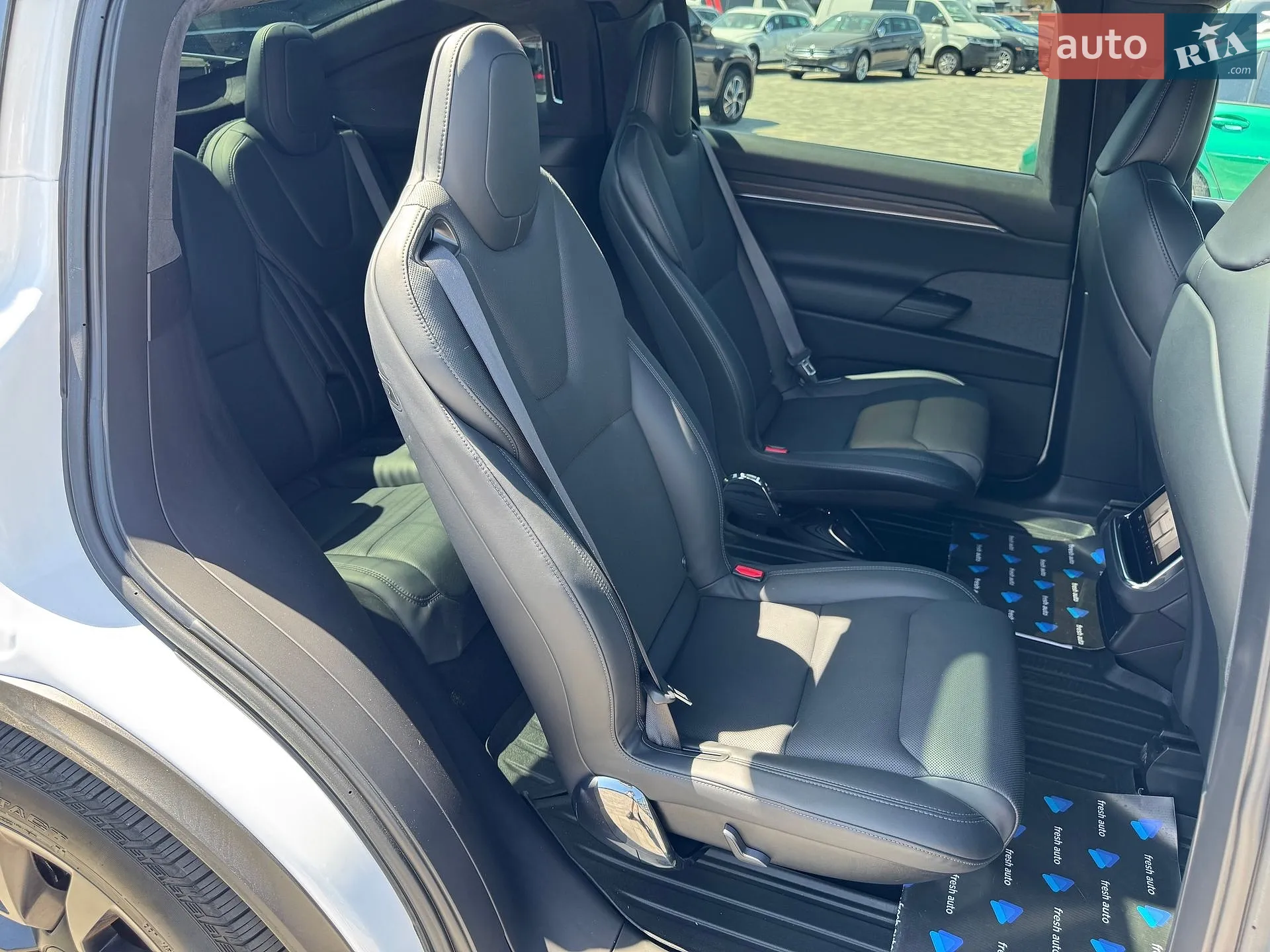 2022 Tesla Model X - мініатюра 37