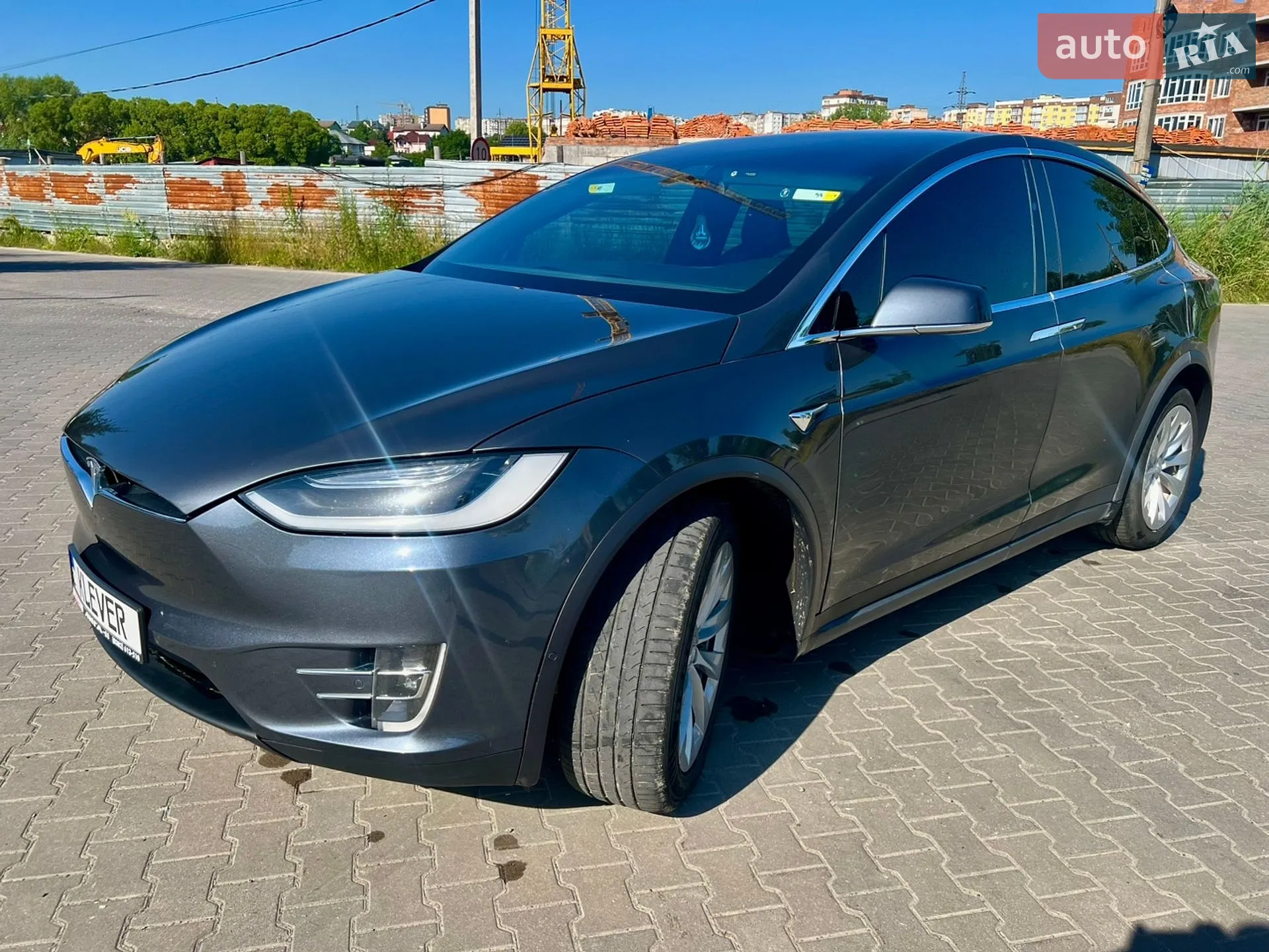 Tesla Model X 2017 VIN 5YJXCBE20HF051328 фото оголошення 29 з 35