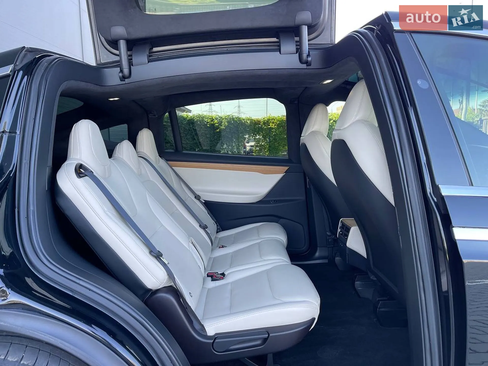 2020 Tesla Model X - мініатюра 21
