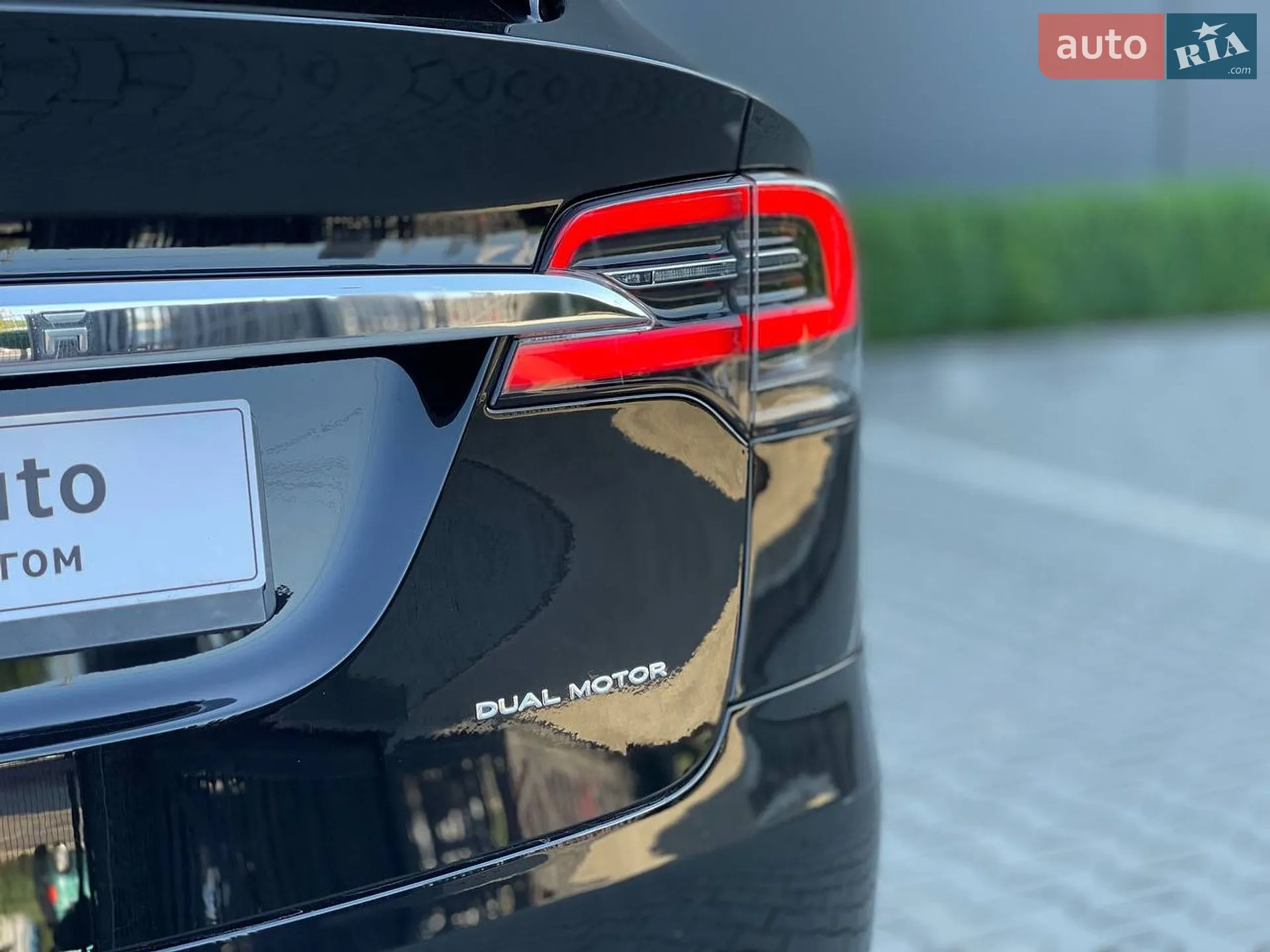 2020 Tesla Model X - мініатюра 23