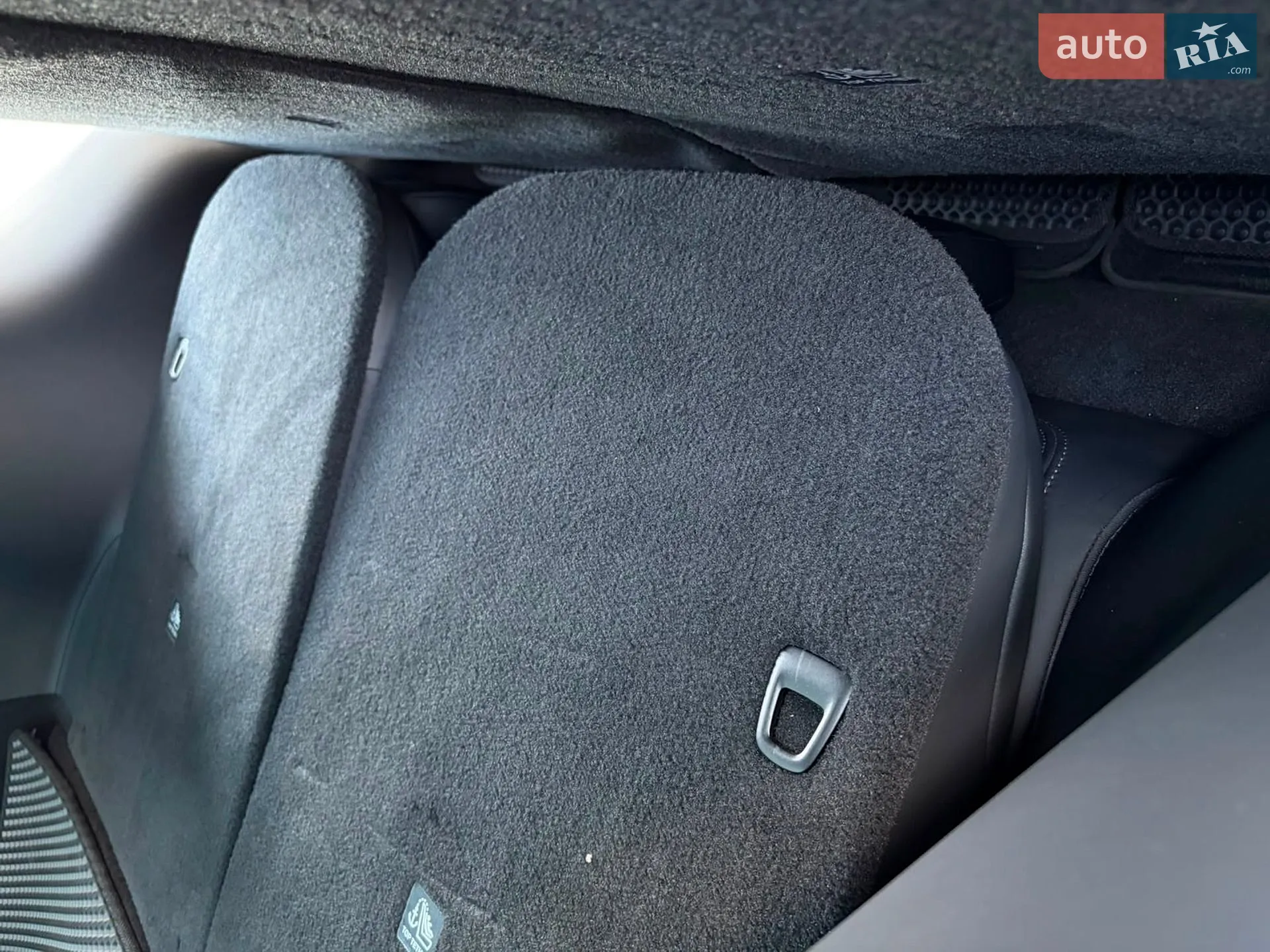 2019 Tesla Model X - мініатюра 35