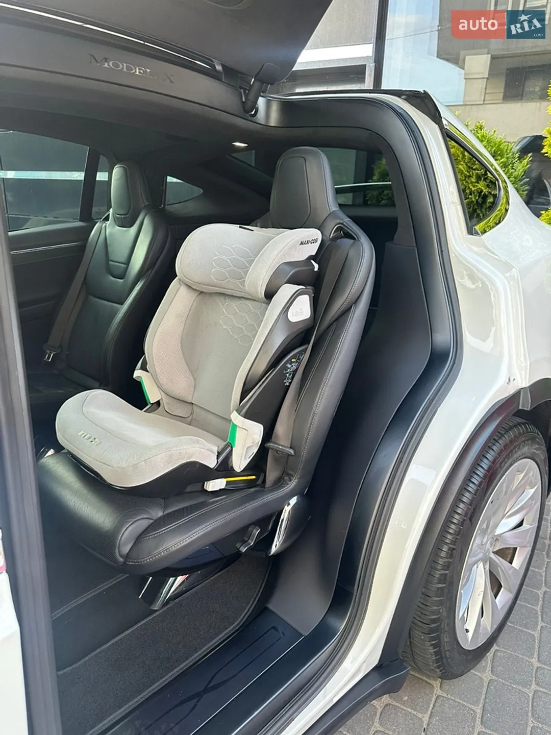 2016 Tesla Model X - мініатюра 14