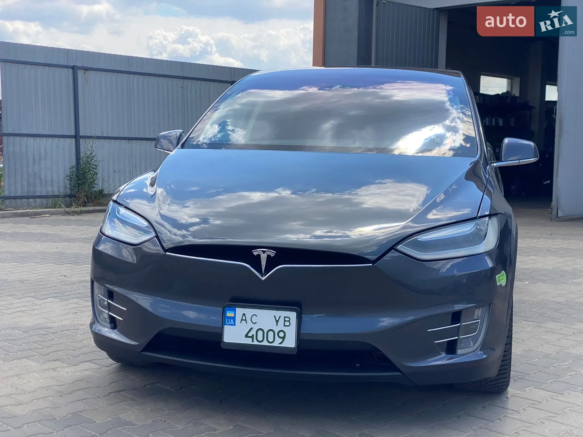 2016 Tesla Model X - мініатюра 3