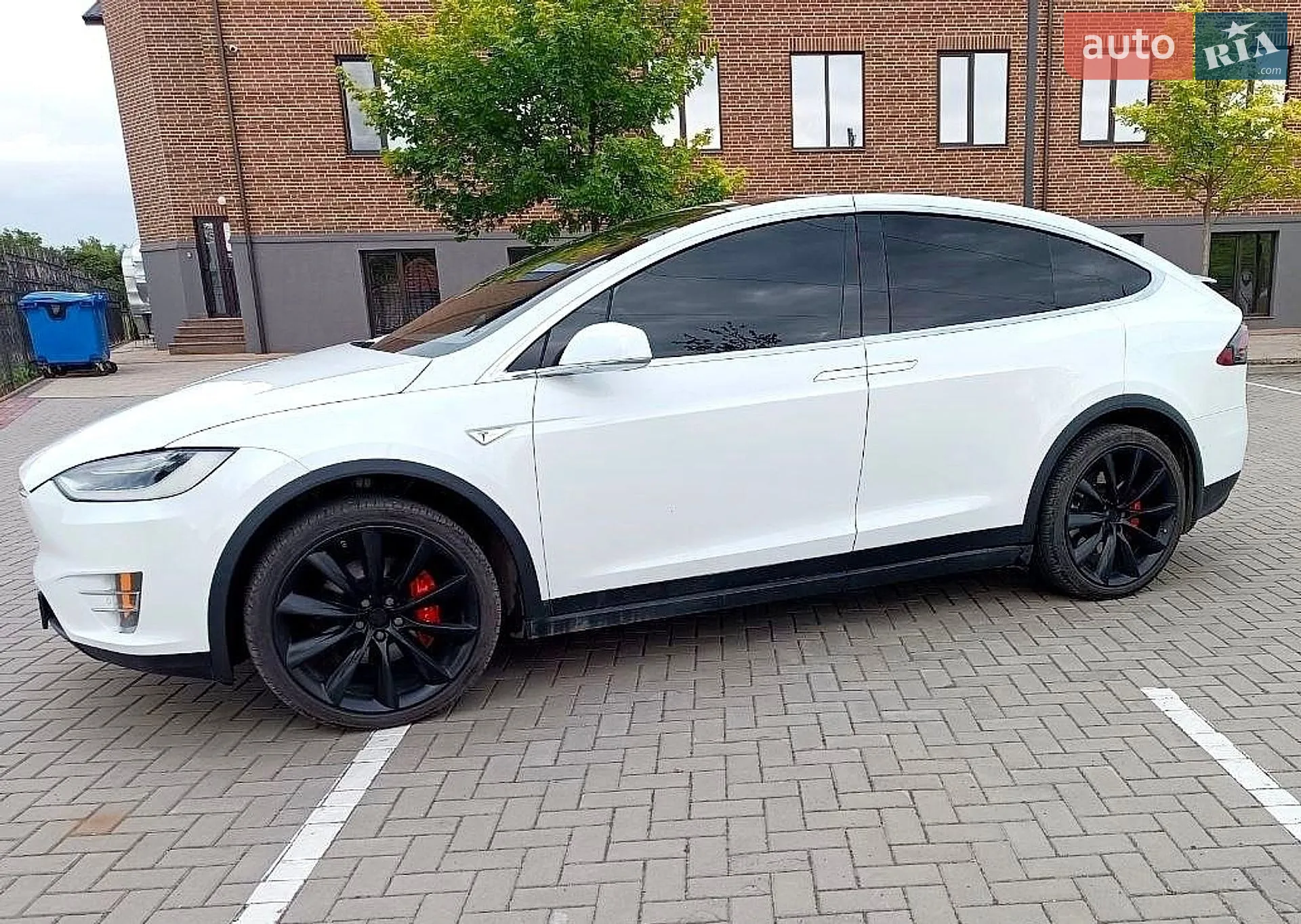 2016 Tesla Model X - мініатюра 10