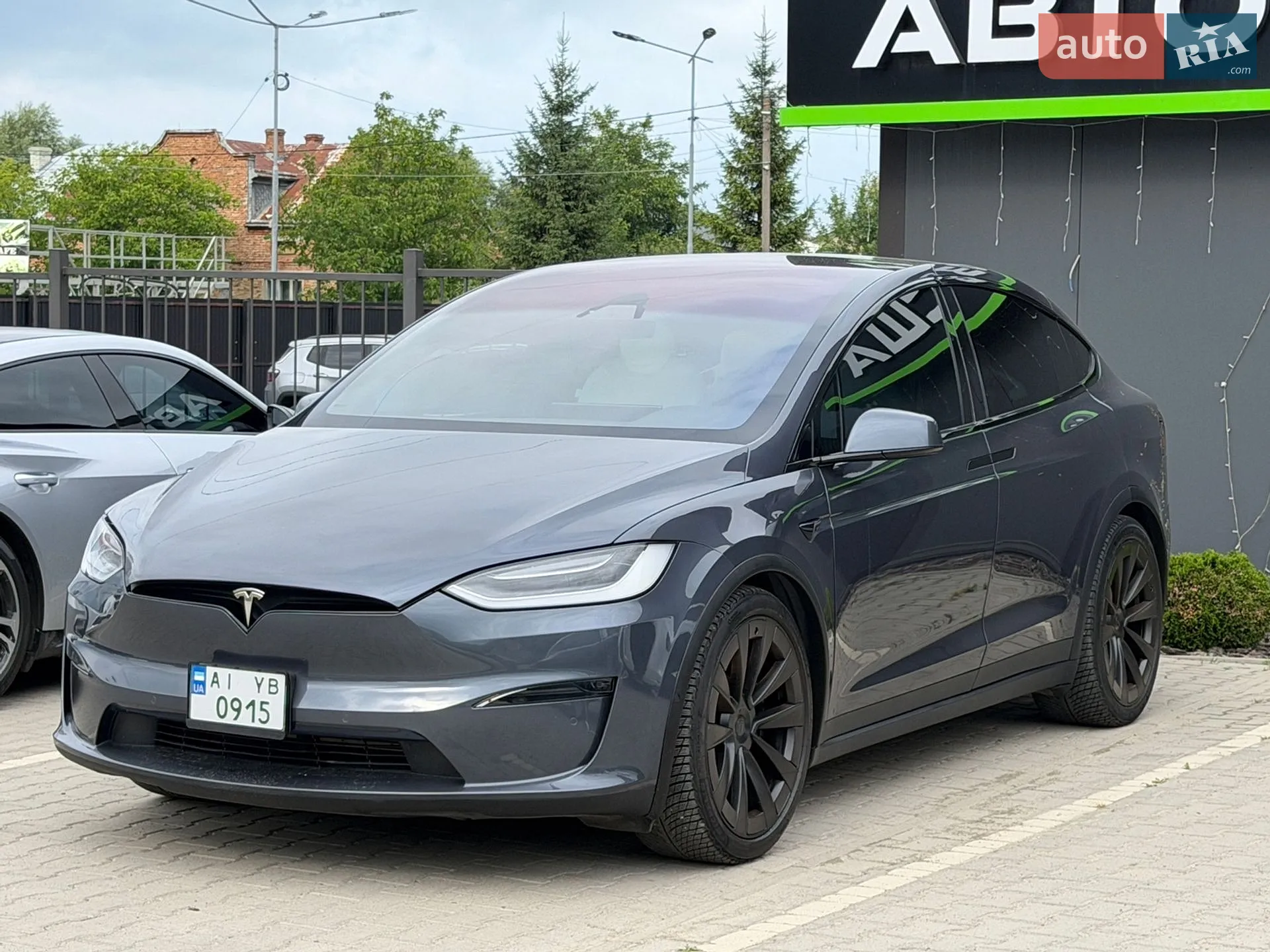 2022 Tesla Model X - мініатюра 3