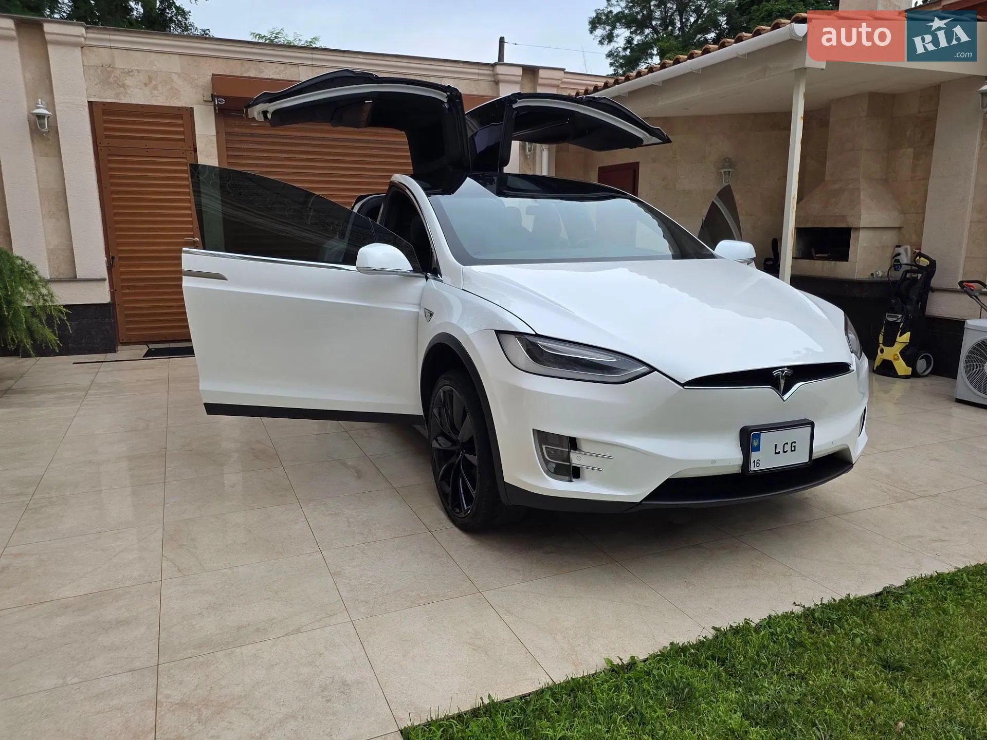 2017 Tesla Model X - мініатюра 3