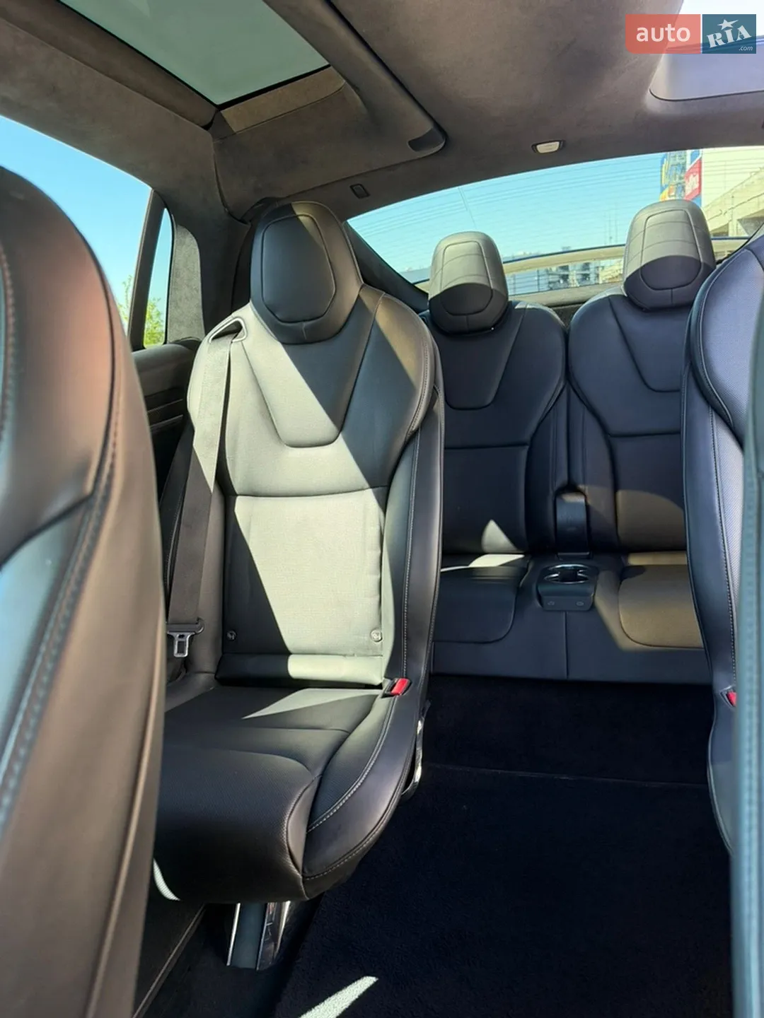 2022 Tesla Model X - мініатюра 8
