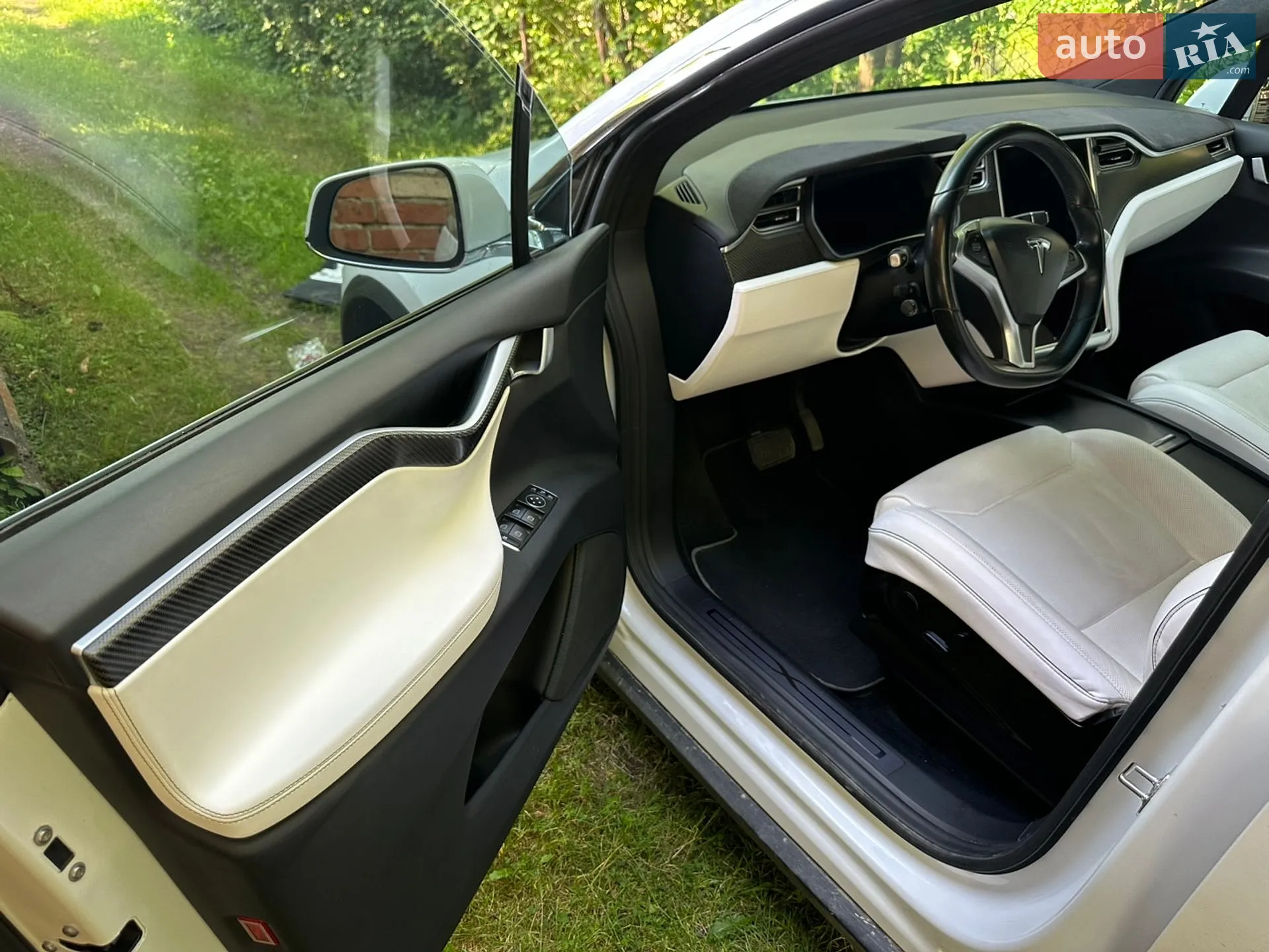 2016 Tesla Model X - мініатюра 18