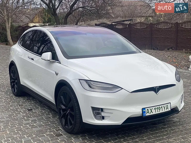 Tesla Model X